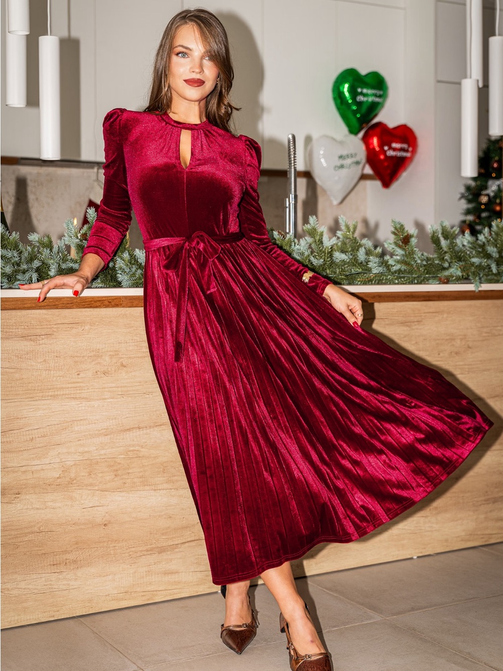 Cupshe Red Velvet Long-Sleeve Maxi Dress wore 1 time for pics